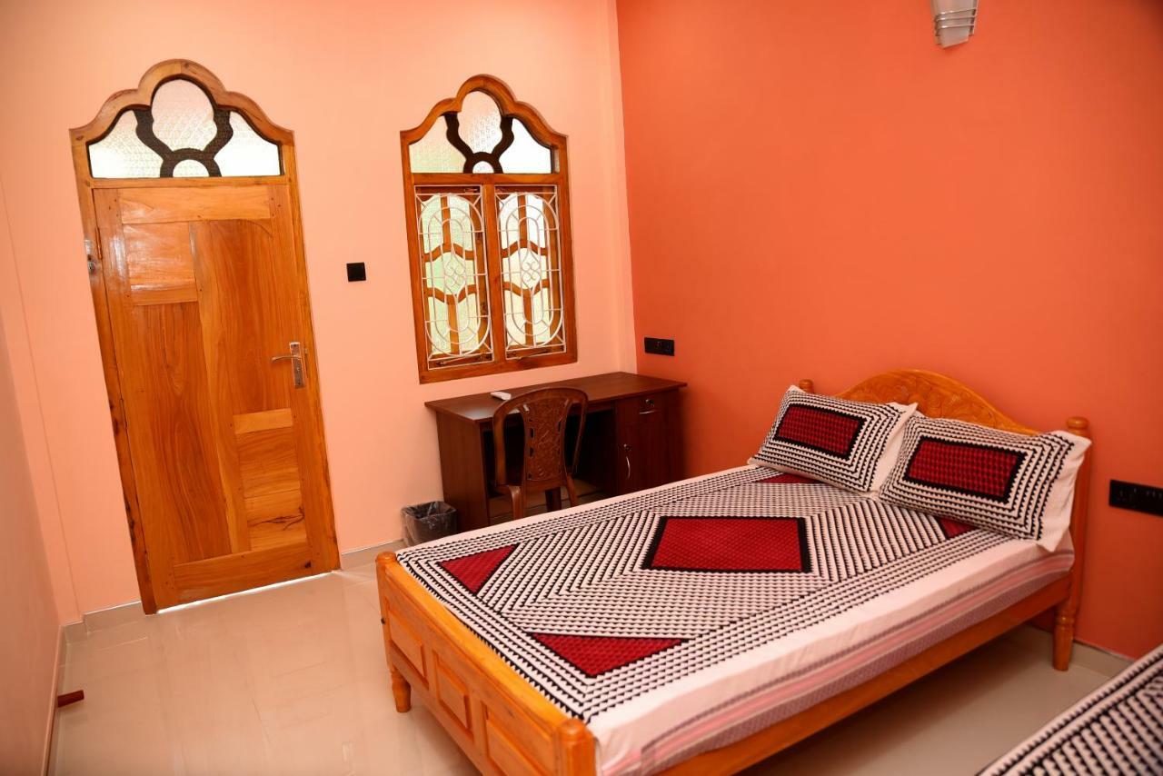 Tulip Guest Inn Point Pedro Luaran gambar